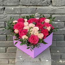 Цветочная композиция из Розы в коробке в Голиково