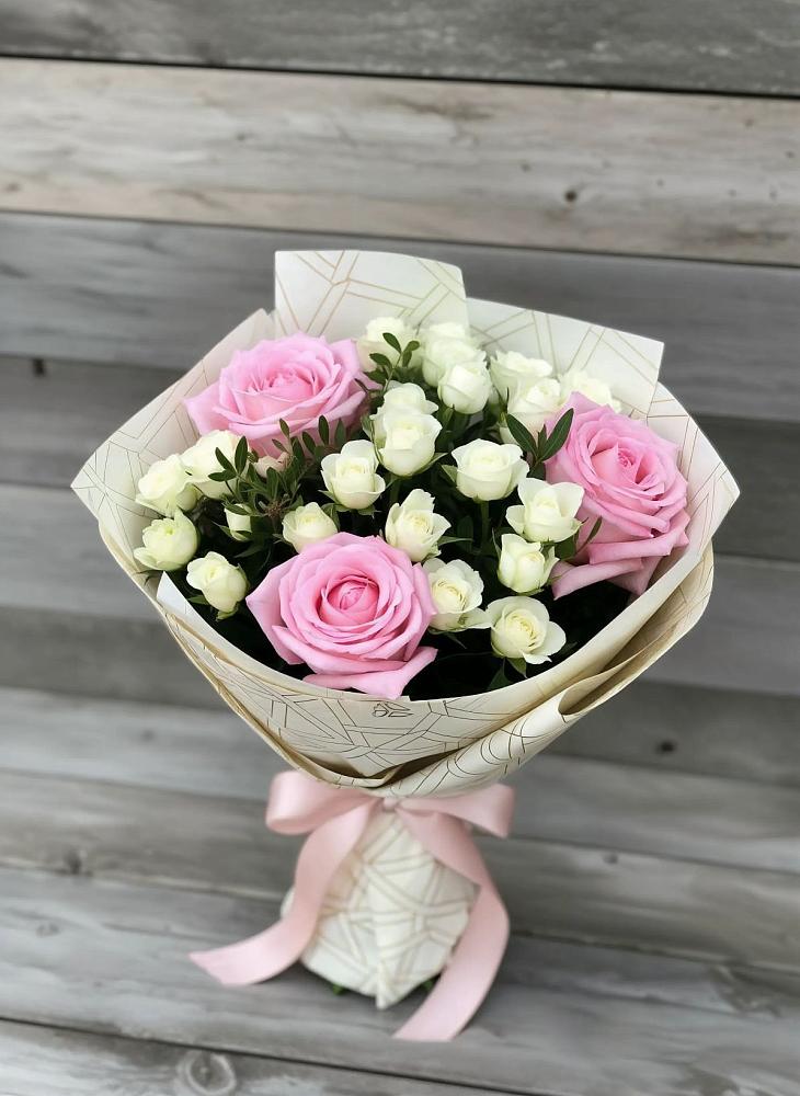 Букет цветов из: Розы в Голиково