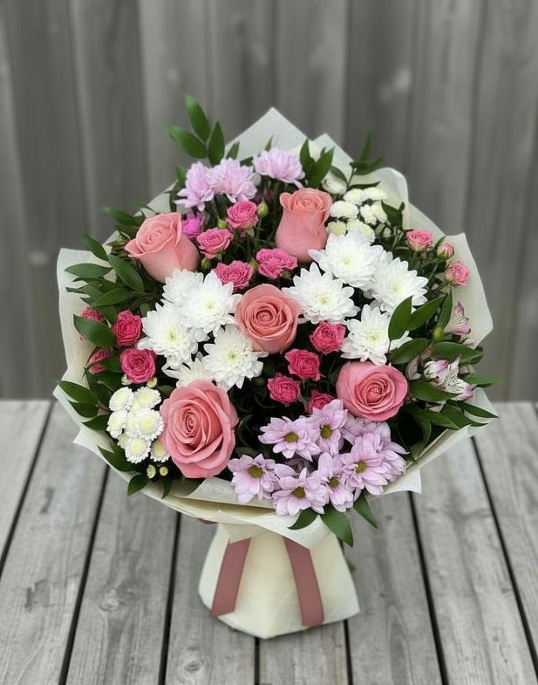 Букет цветов из: Альстромерии, Гвоздики, Розы и Хризантемы в Голиково
