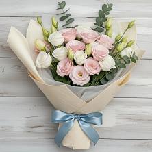 Букет цветов из:  Лизиантусы в Голиково