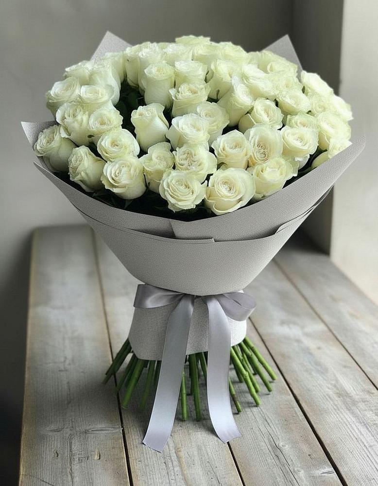 Букет 35 Белых роз в Голиково