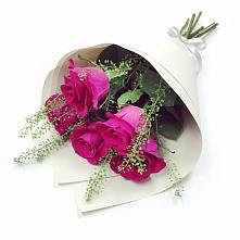 Букет цветов из:  Розы в Голиково