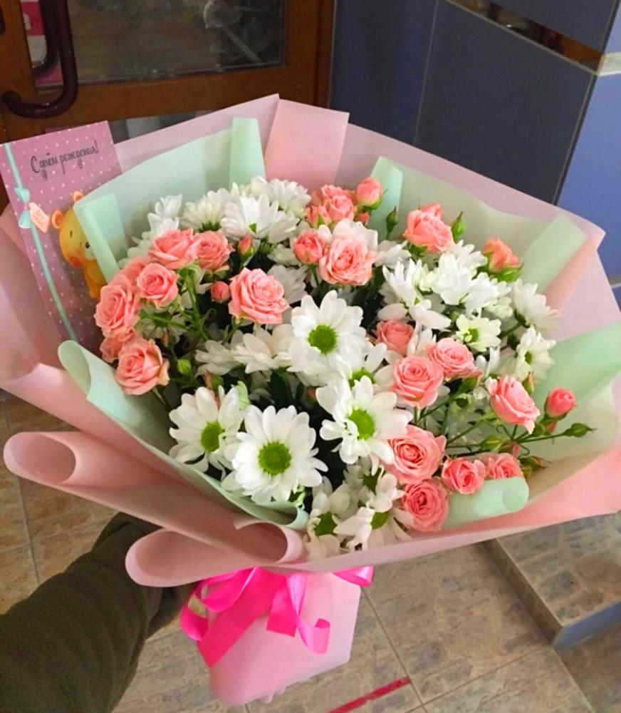 Букет цветов из: Розы и Хризантемы в Голиково