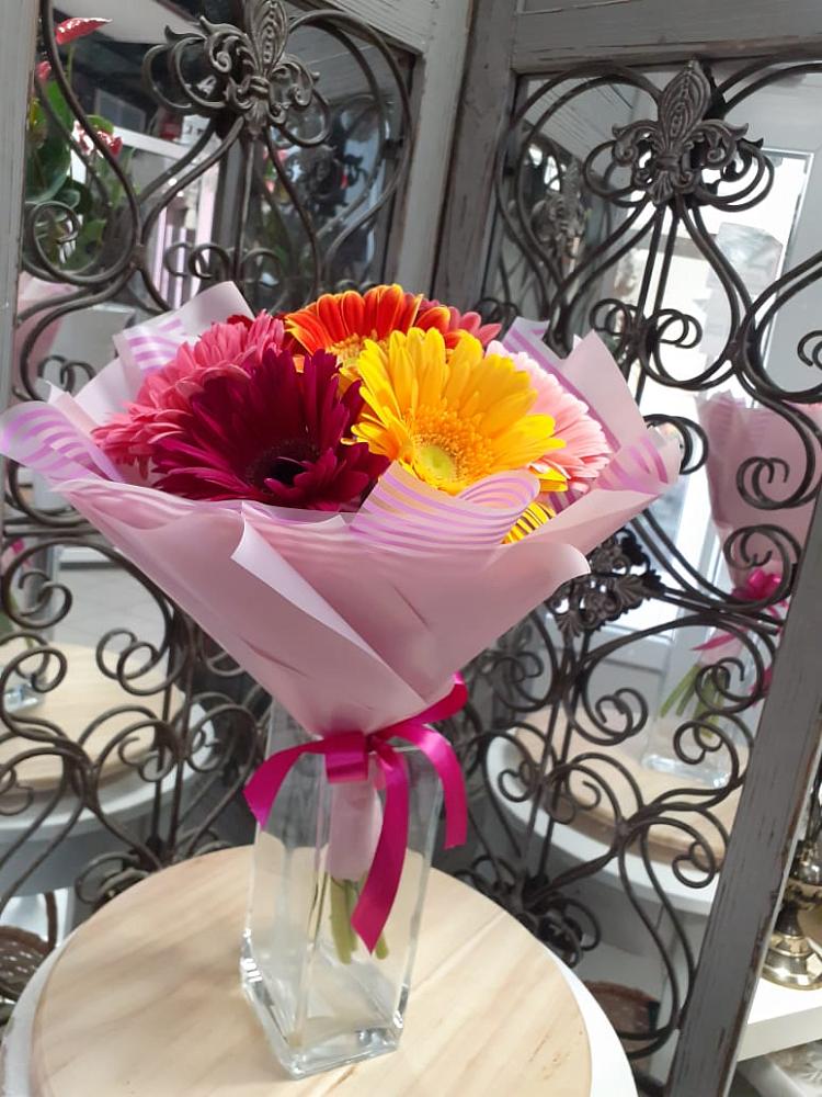 Букет цветов из: Герберы в Голиково