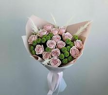 Букет цветов из:  Розы и Хризантемы в Голиково