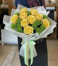 Букет цветов из:  Хризантемы и Розы в Голиково