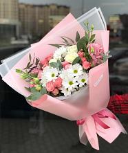 Букет цветов из:  Розы, Лизиантусы и Хризантемы в Голиково