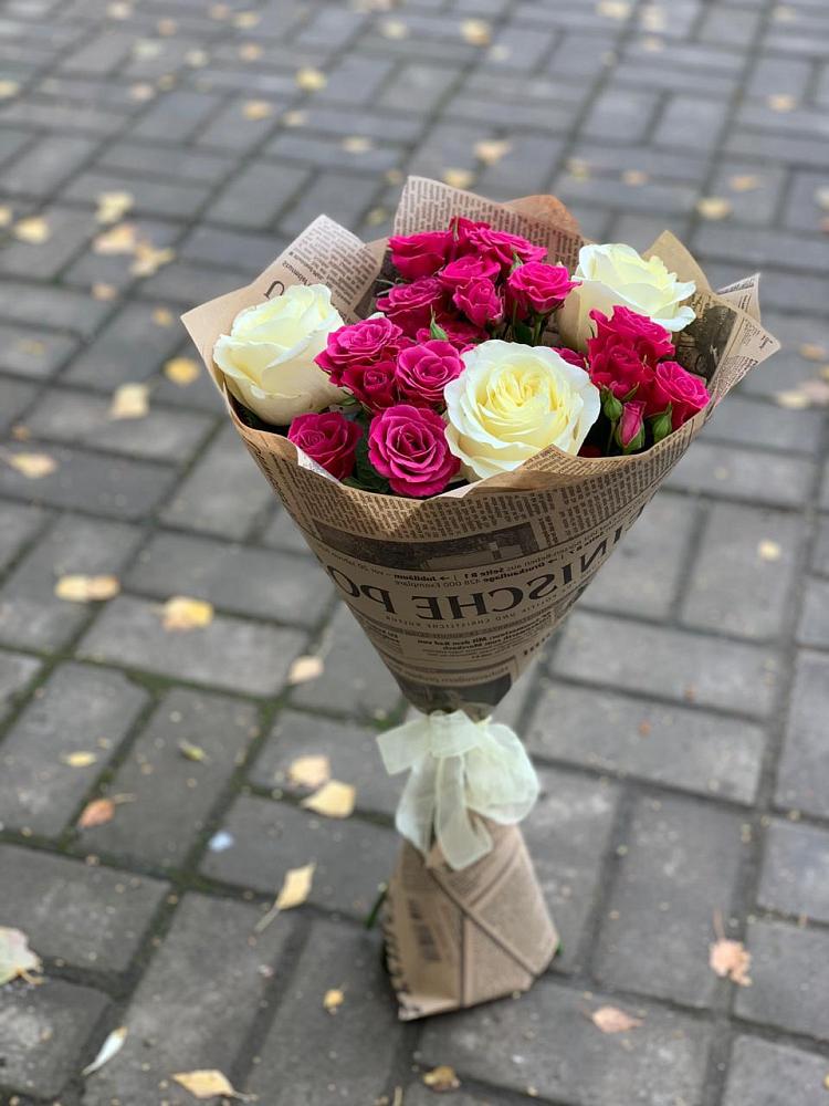 Букет цветов из: Розы в Голиково