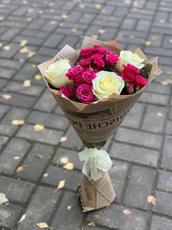 Букет цветов из: Розы в Голиково