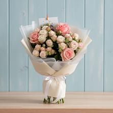 Букет цветов из:  Розы в Голиково